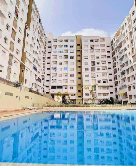 With Pool View *